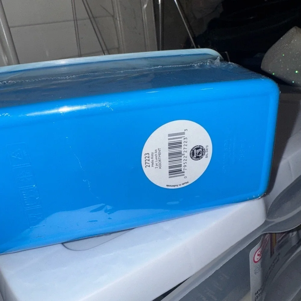 Hello Kitty Blue  Lunch Serving Container‎ NEW